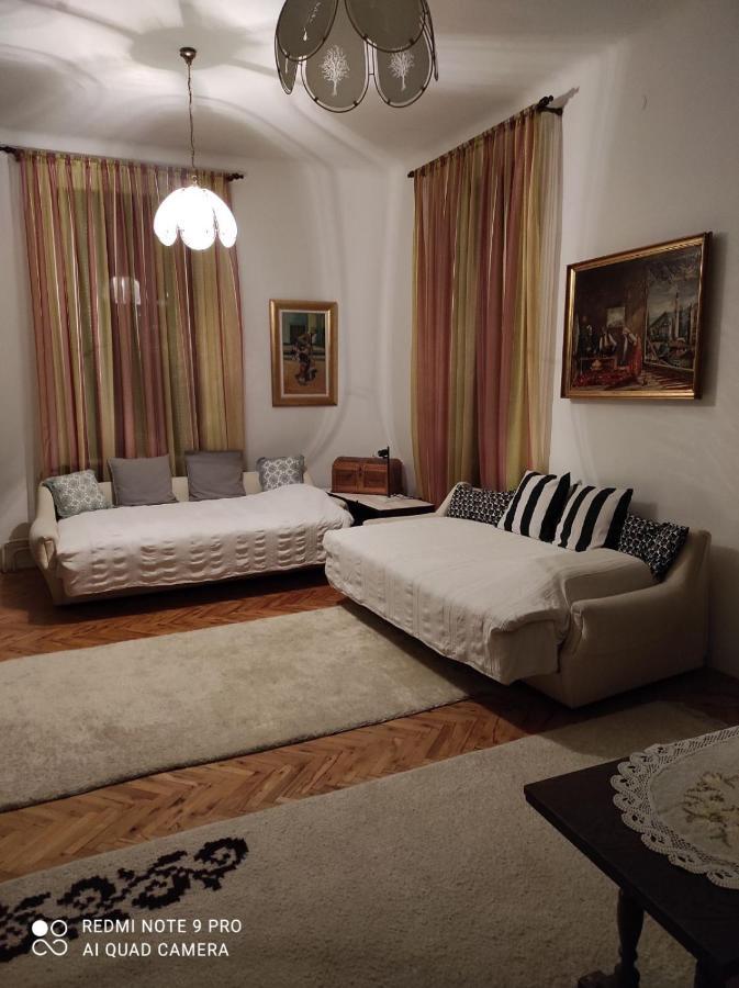 Issy Apartment Sarajevo Esterno foto